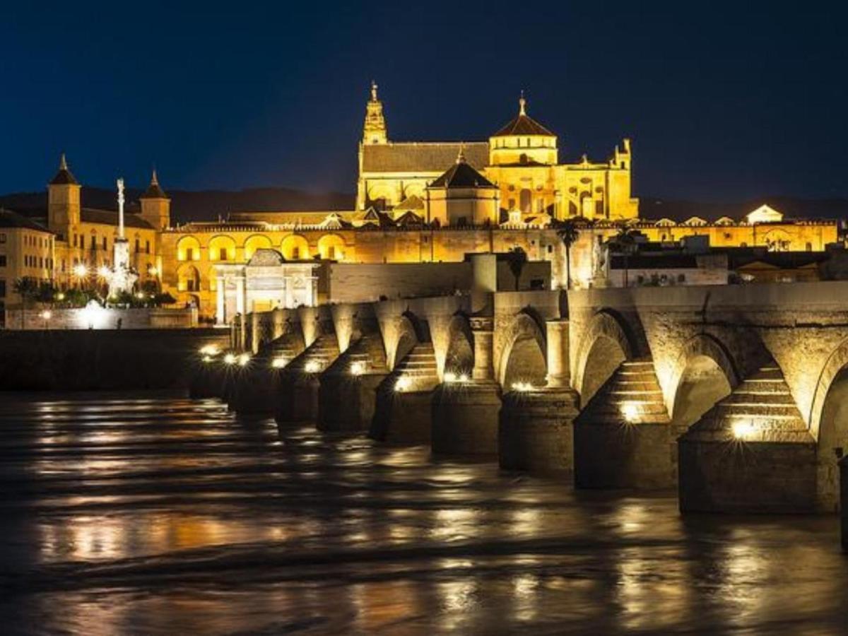 Modernos Apartamentos En Ciudad Jardin Córdoba Kültér fotó