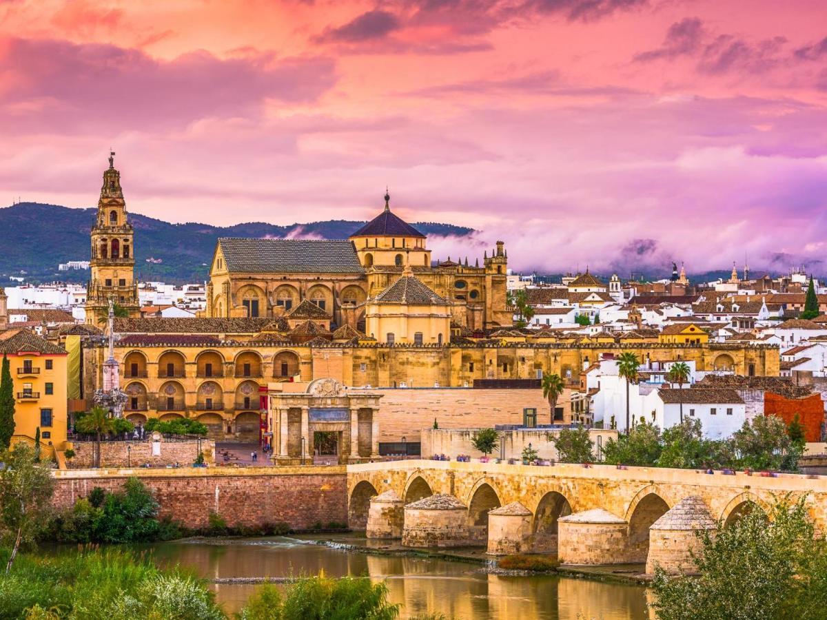 Modernos Apartamentos En Ciudad Jardin Córdoba Kültér fotó
