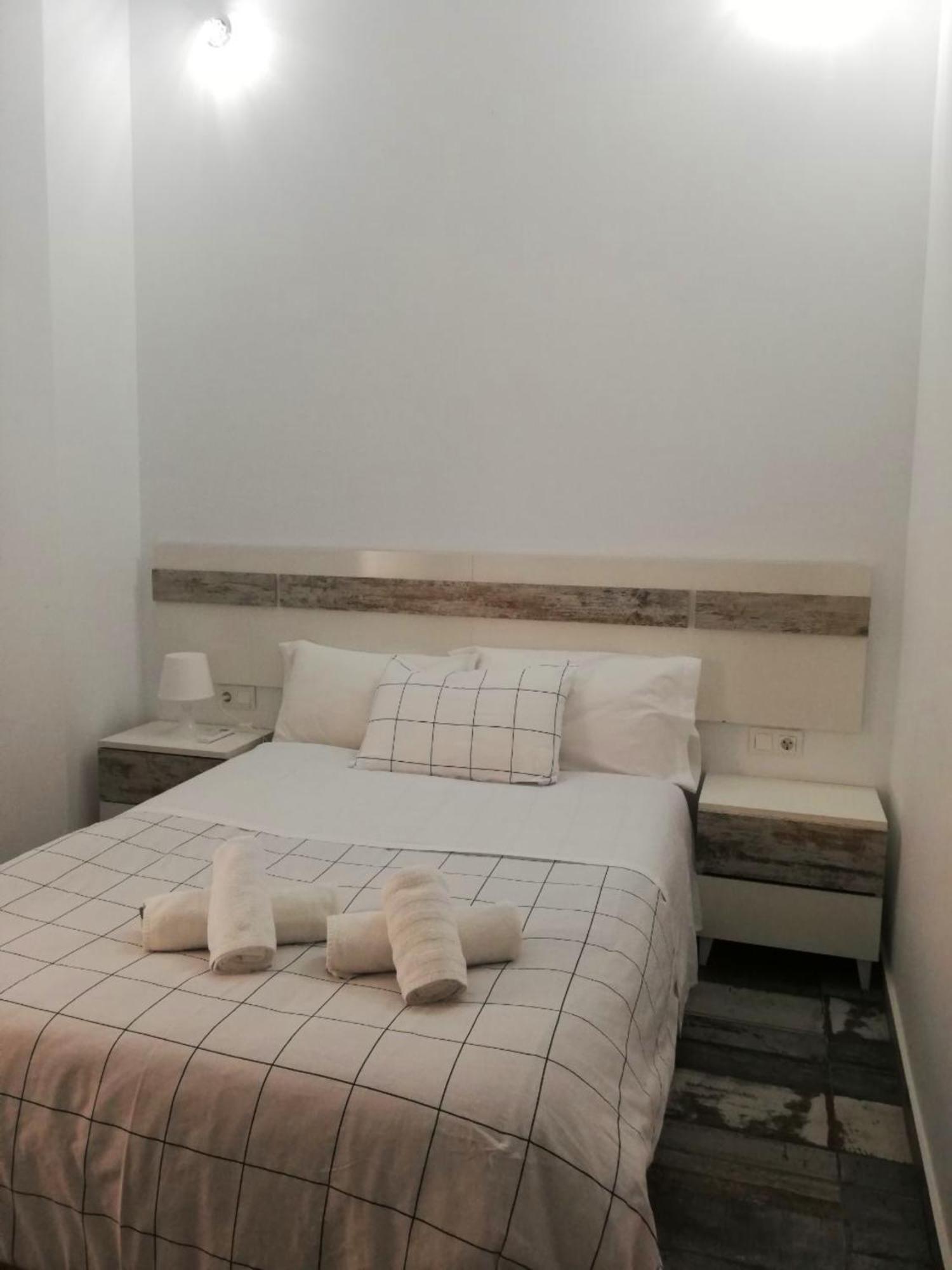 Modernos Apartamentos En Ciudad Jardin Córdoba Kültér fotó